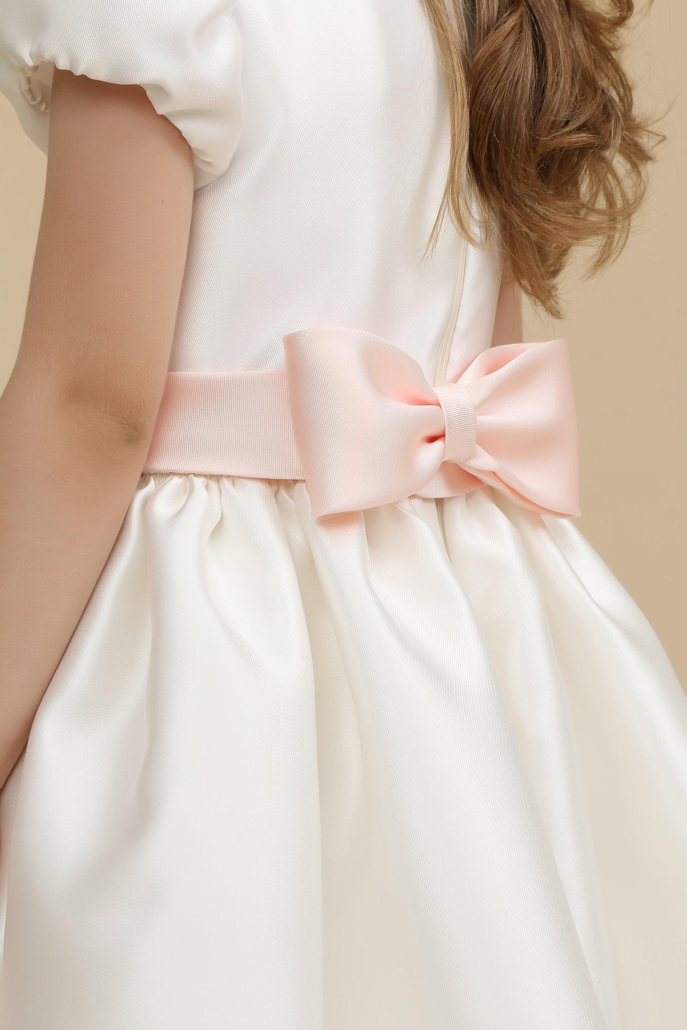 Cinto com Laço para Daminha (Aluguel) - Ateliê Maria Cereja