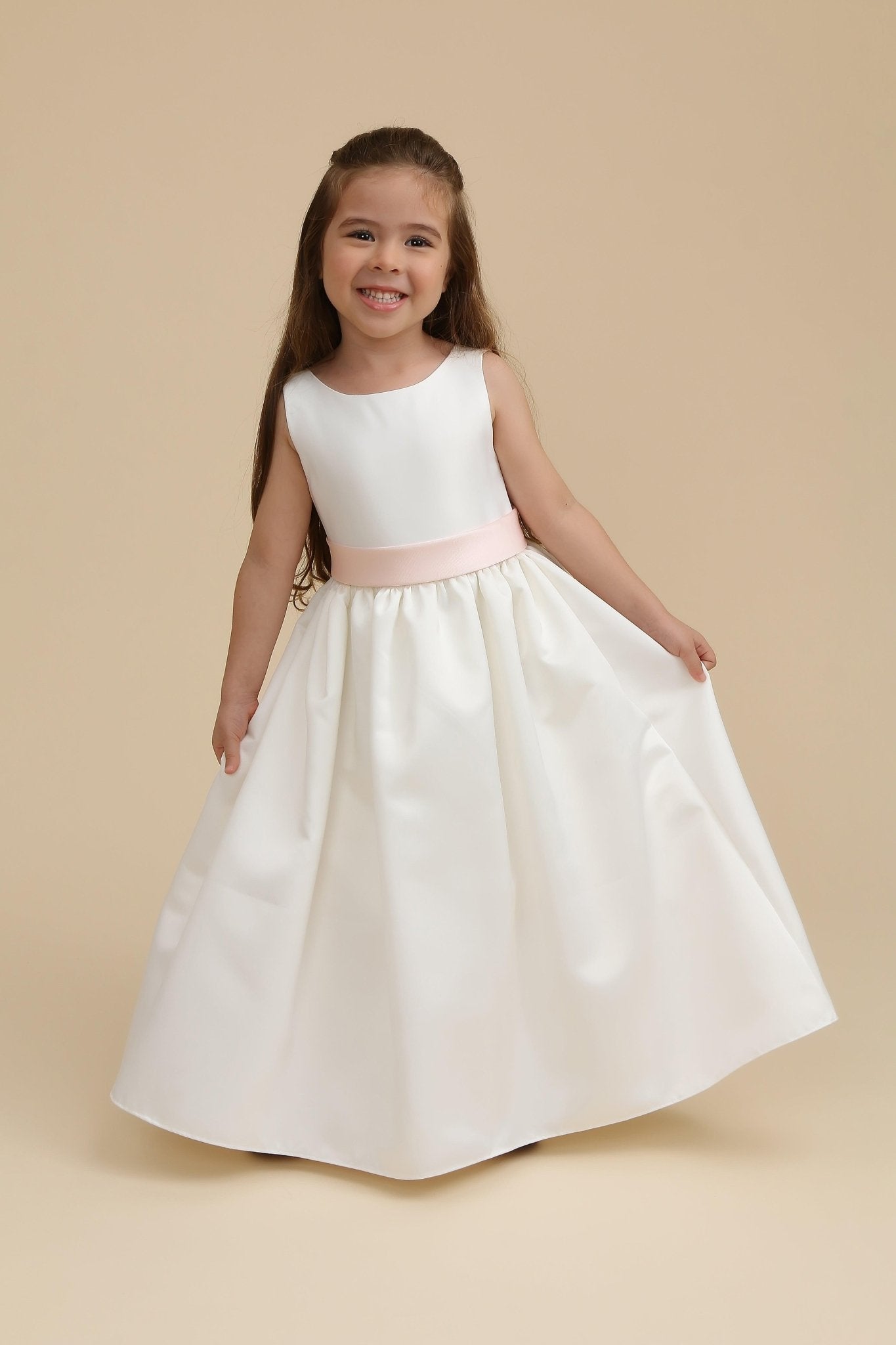 Modelo Gabriela Vestido de Dama de Honra – Ateliê Maria Cereja